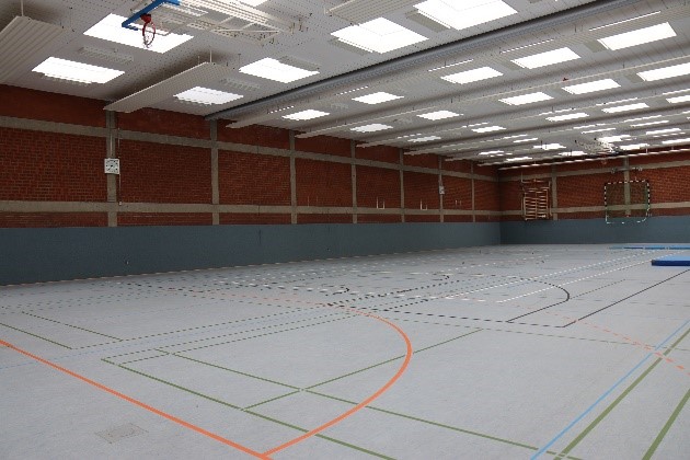 Sporthalle